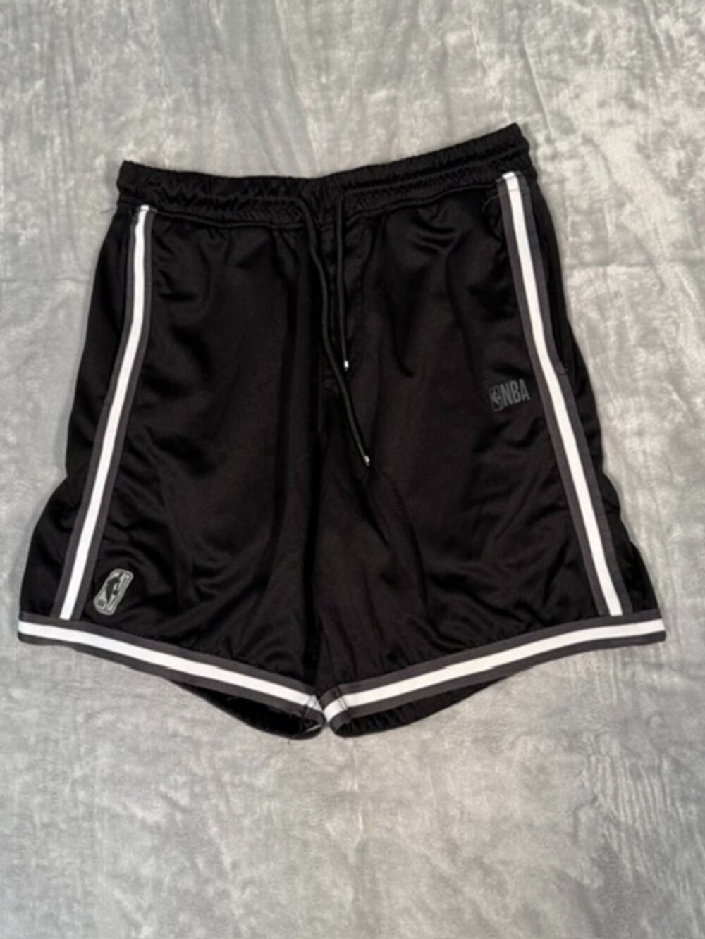 NBA Men's Black White Striped Basketball Athletic Shorts Small